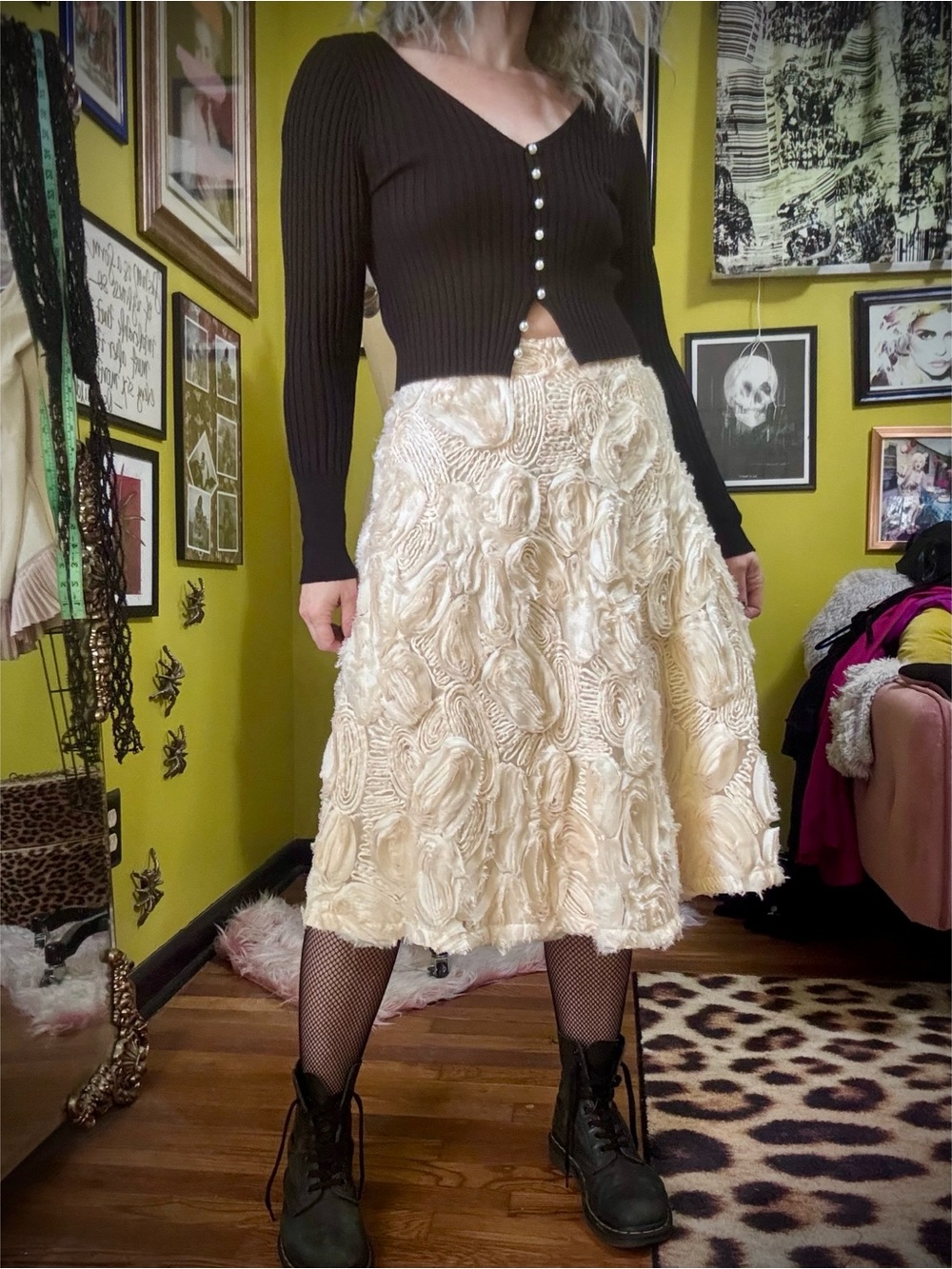 HD in Paris Cream Mesh Distressed Midi Skirt 0 Small